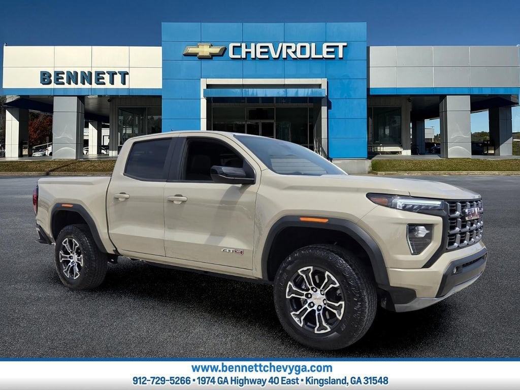 2024 GMC Canyon 4WD AT4 Crew Cab Short Box's photo