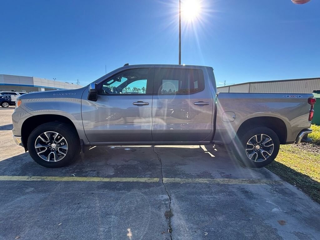 Used 2023 Chevrolet Silverado 1500 LT Truck