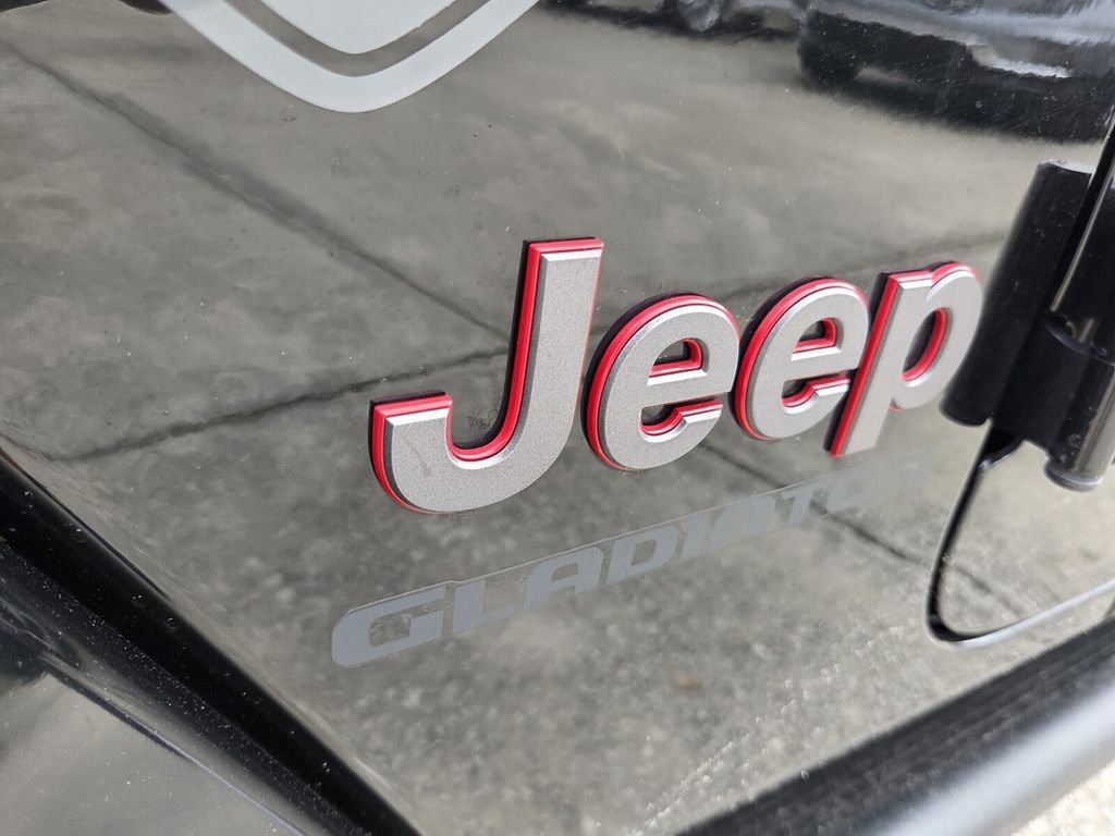2022 Jeep Gladiator Rubicon - Photo 11