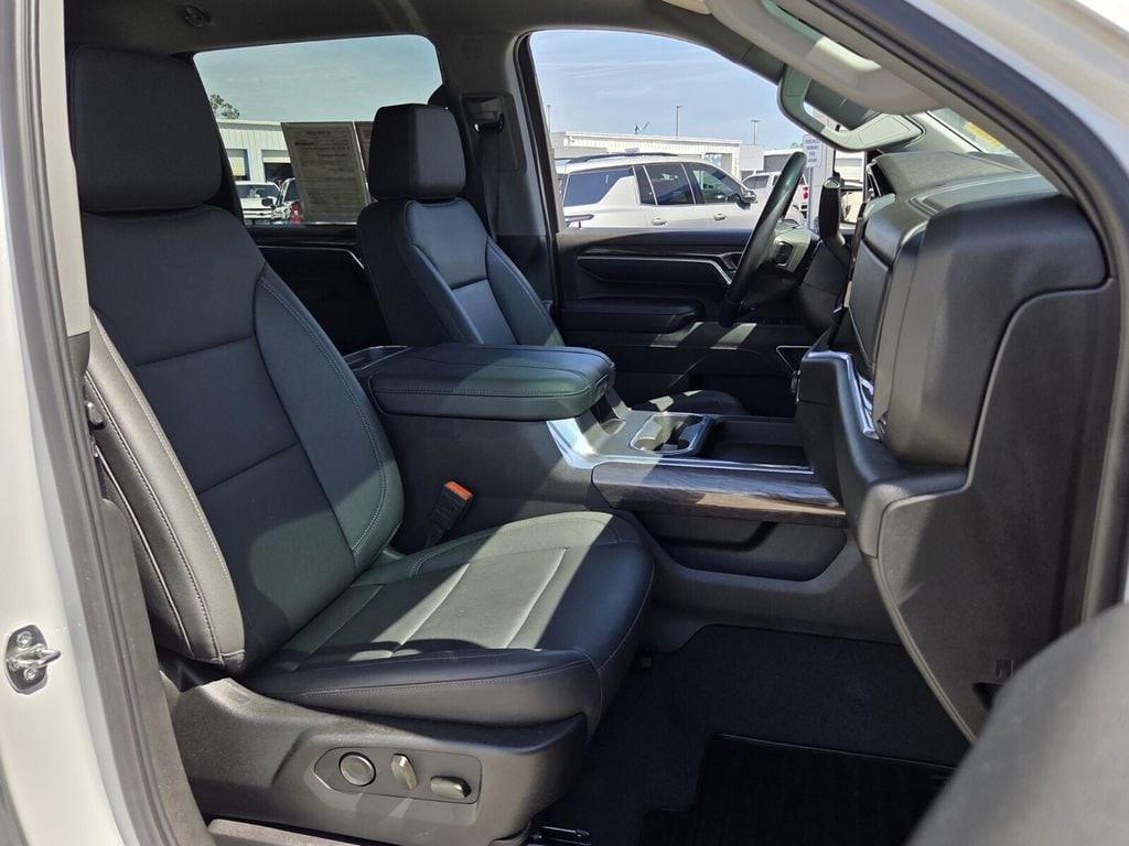 2024 Chevrolet Silverado 2500HD LTZ - Photo 22