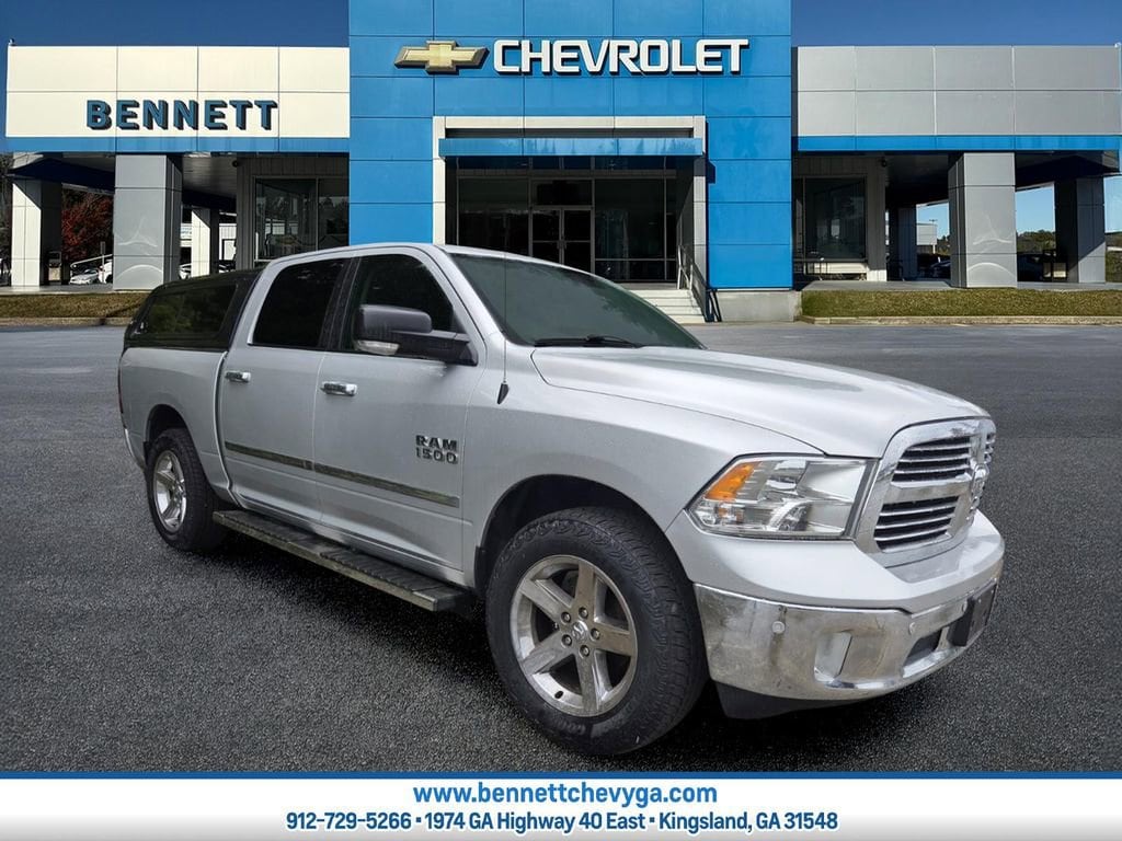 2017 RAM 1500 Big Horn 4x4 Crew Cab 5'7's photo