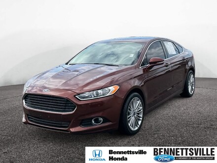 2016 Ford Fusion SE Sedan