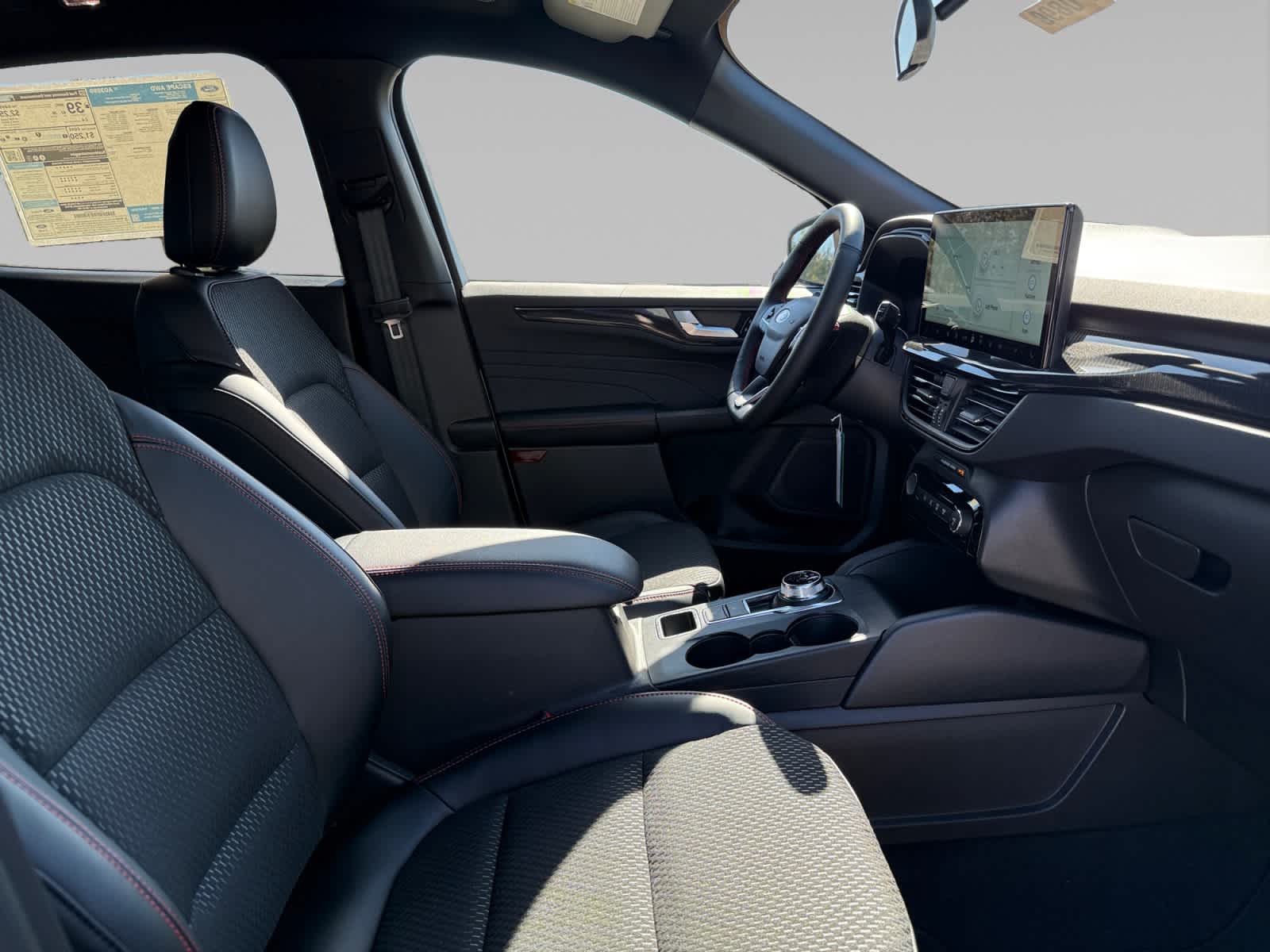 2026 Ford Escape Hybrid ST-Line Select - Photo 15