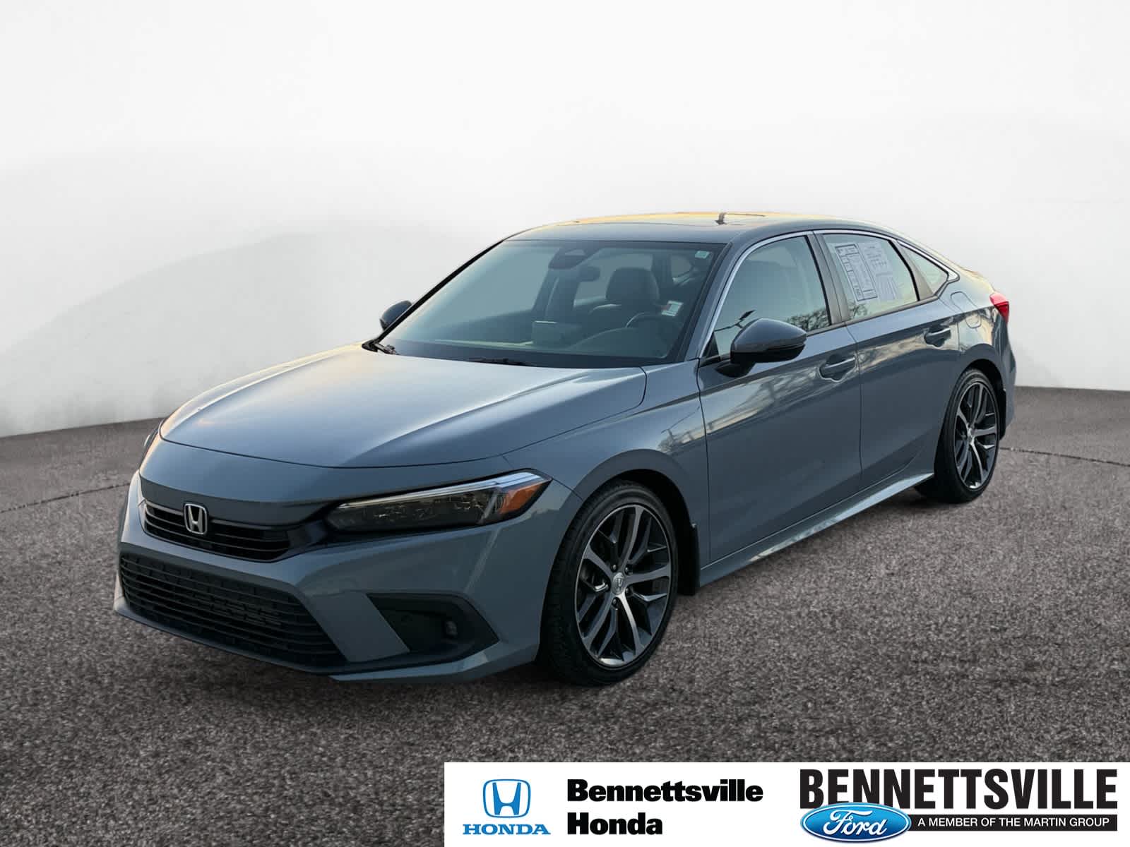 2024 Honda Civic Touring's photo