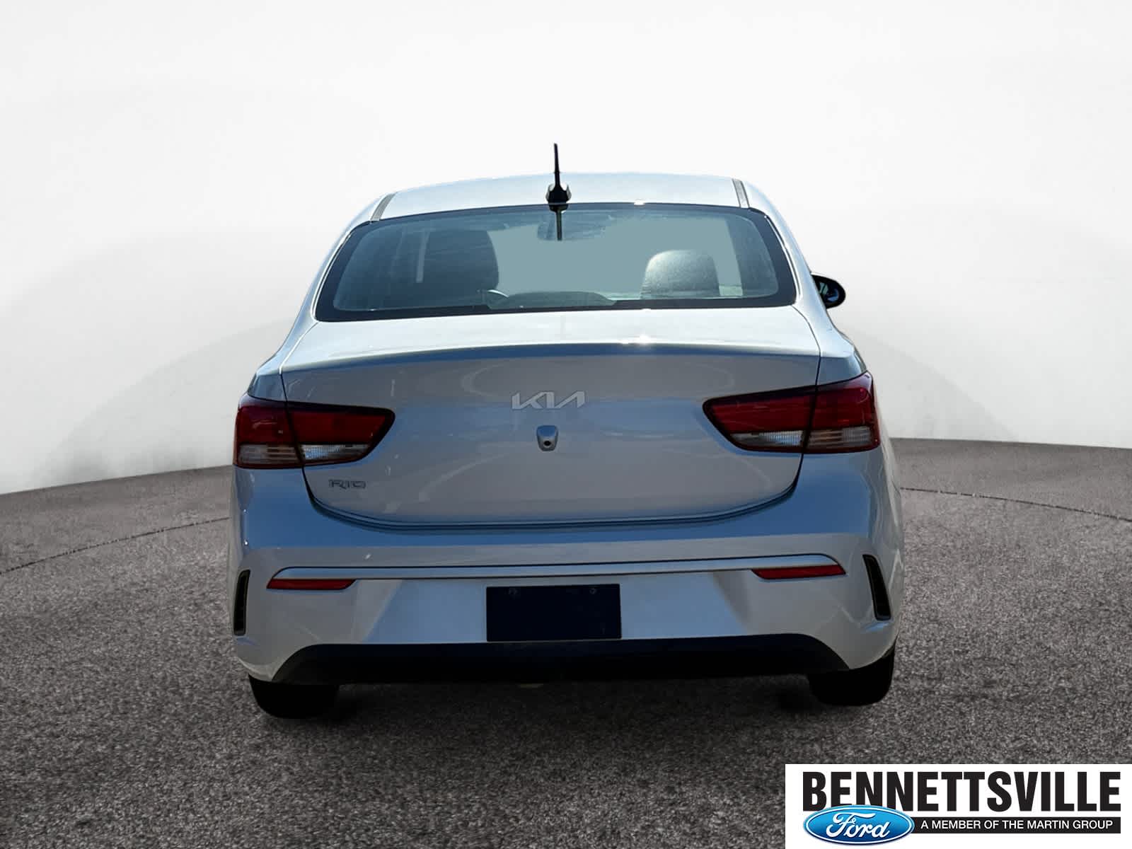 2023 Kia Rio LX photo 4