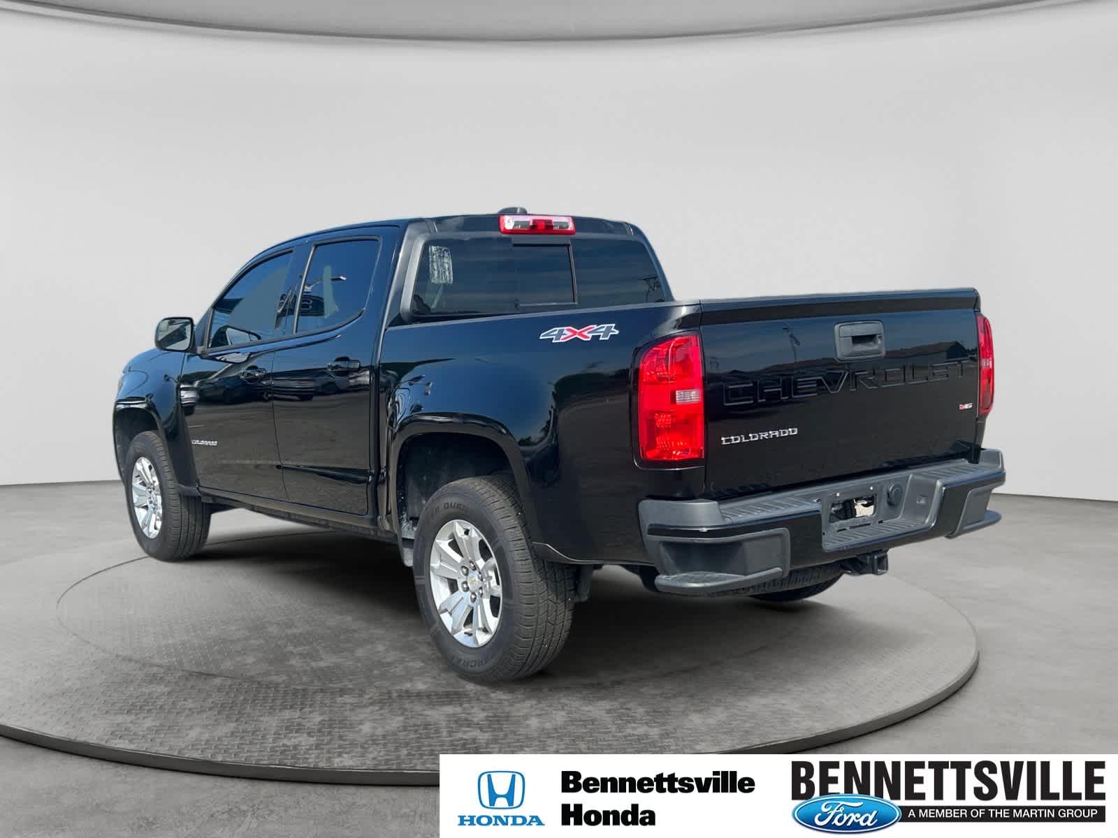 2022 Chevrolet Colorado LT - Photo 7
