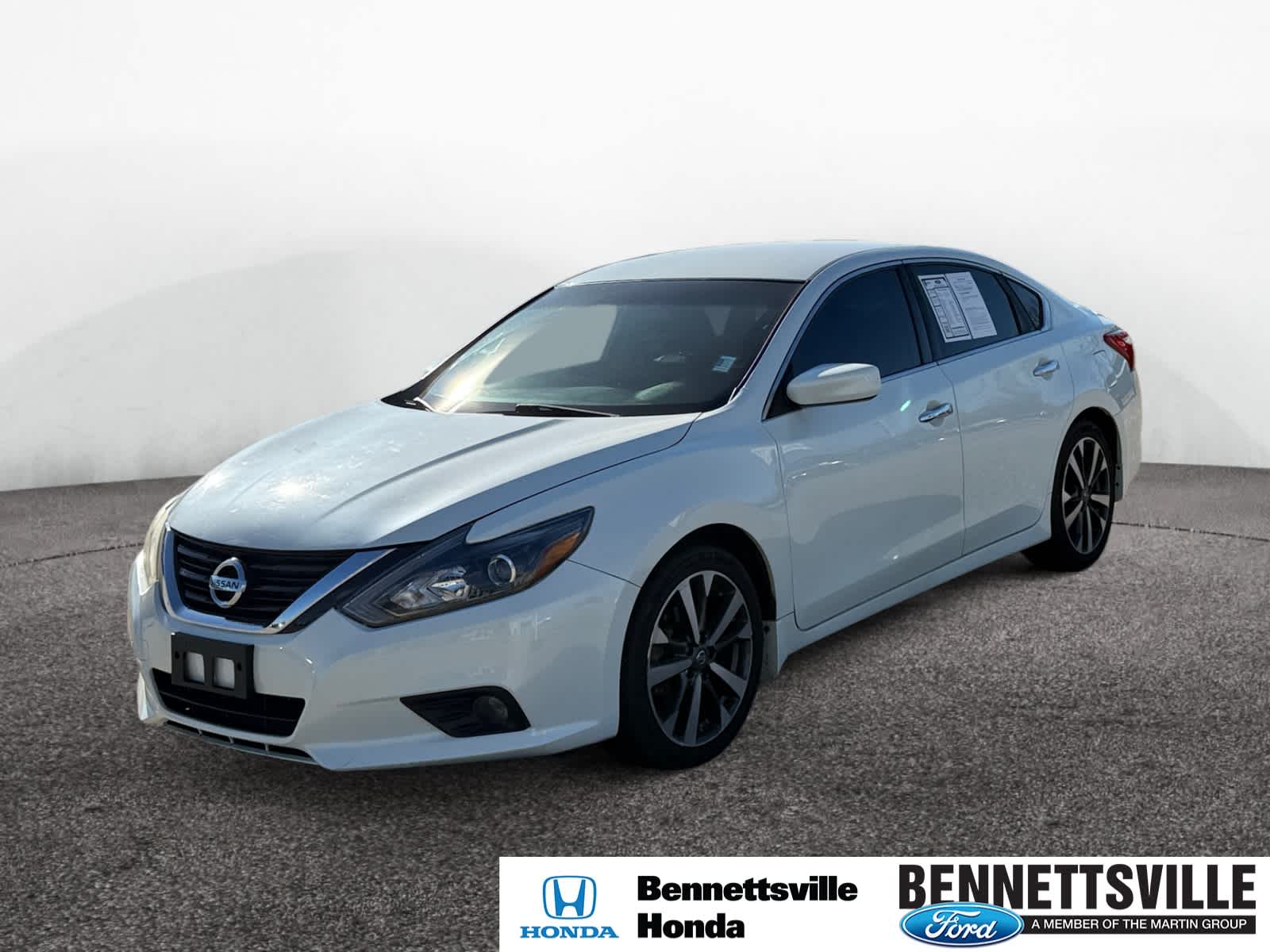 2016 Nissan Altima SR