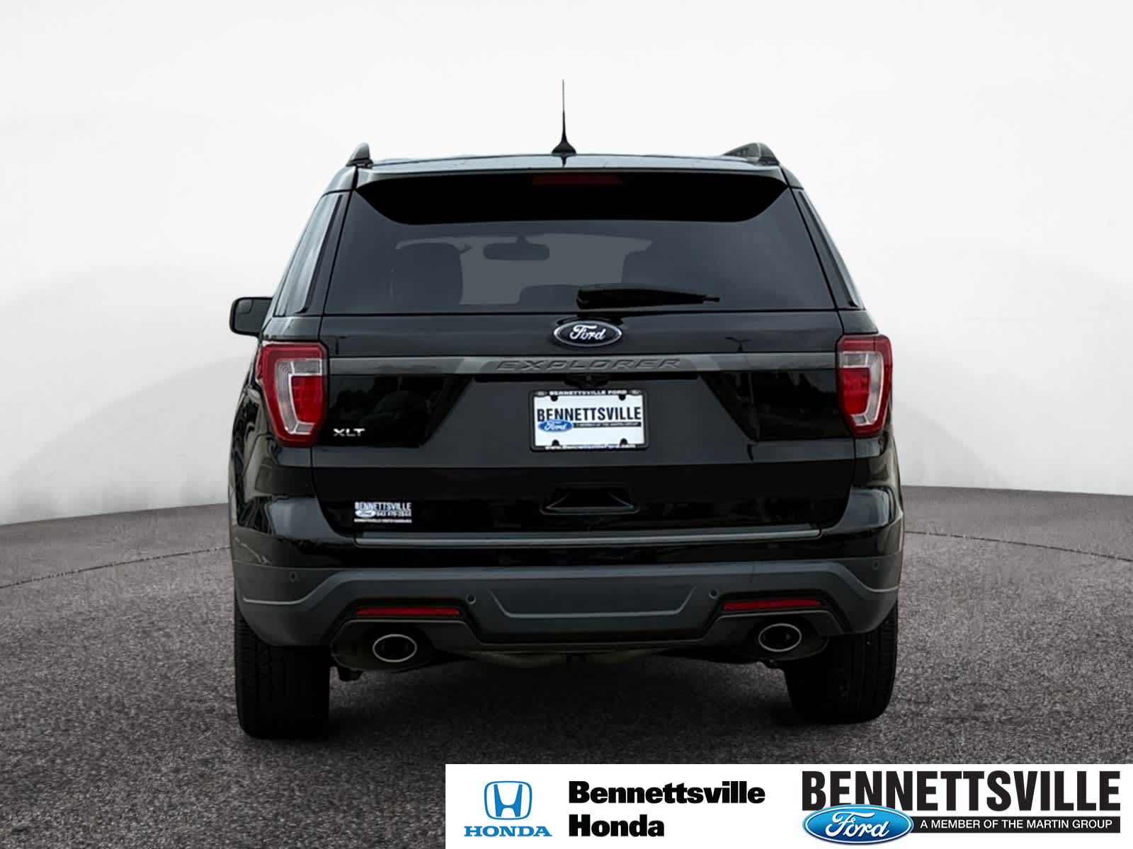 2018 Ford Explorer XLT photo 4