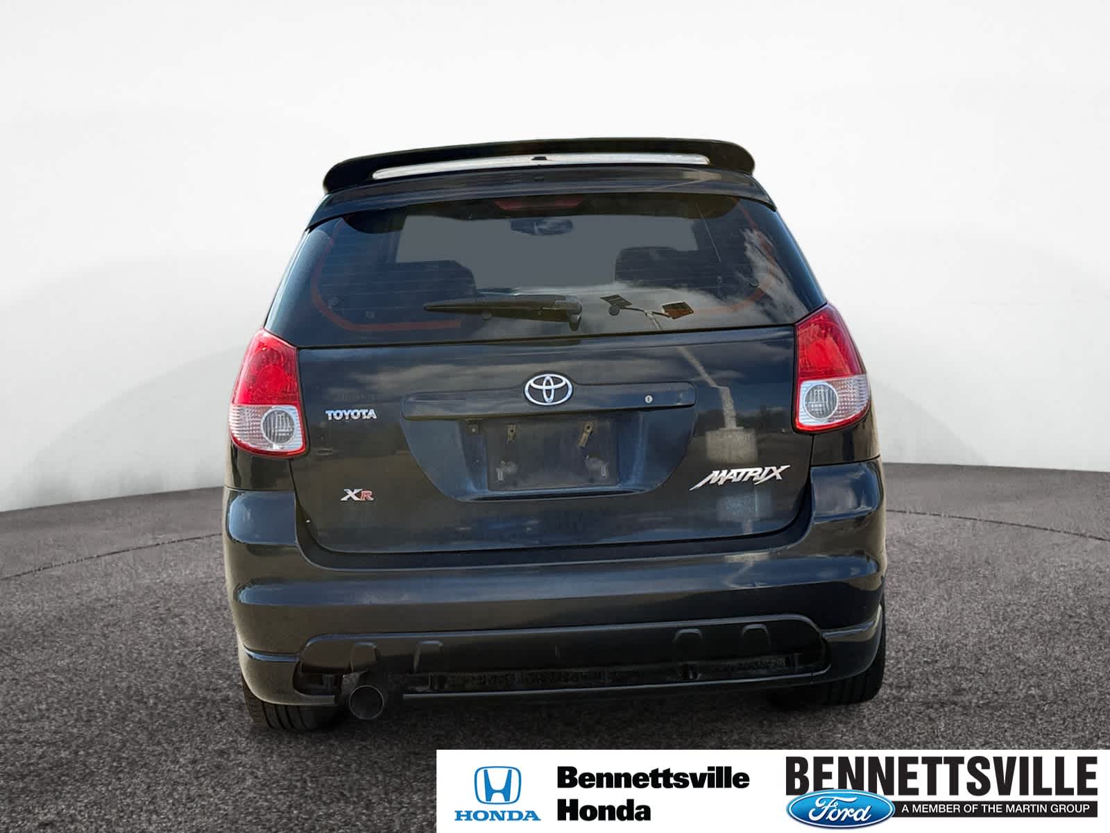 2004 Toyota Corolla Matrix L photo 4