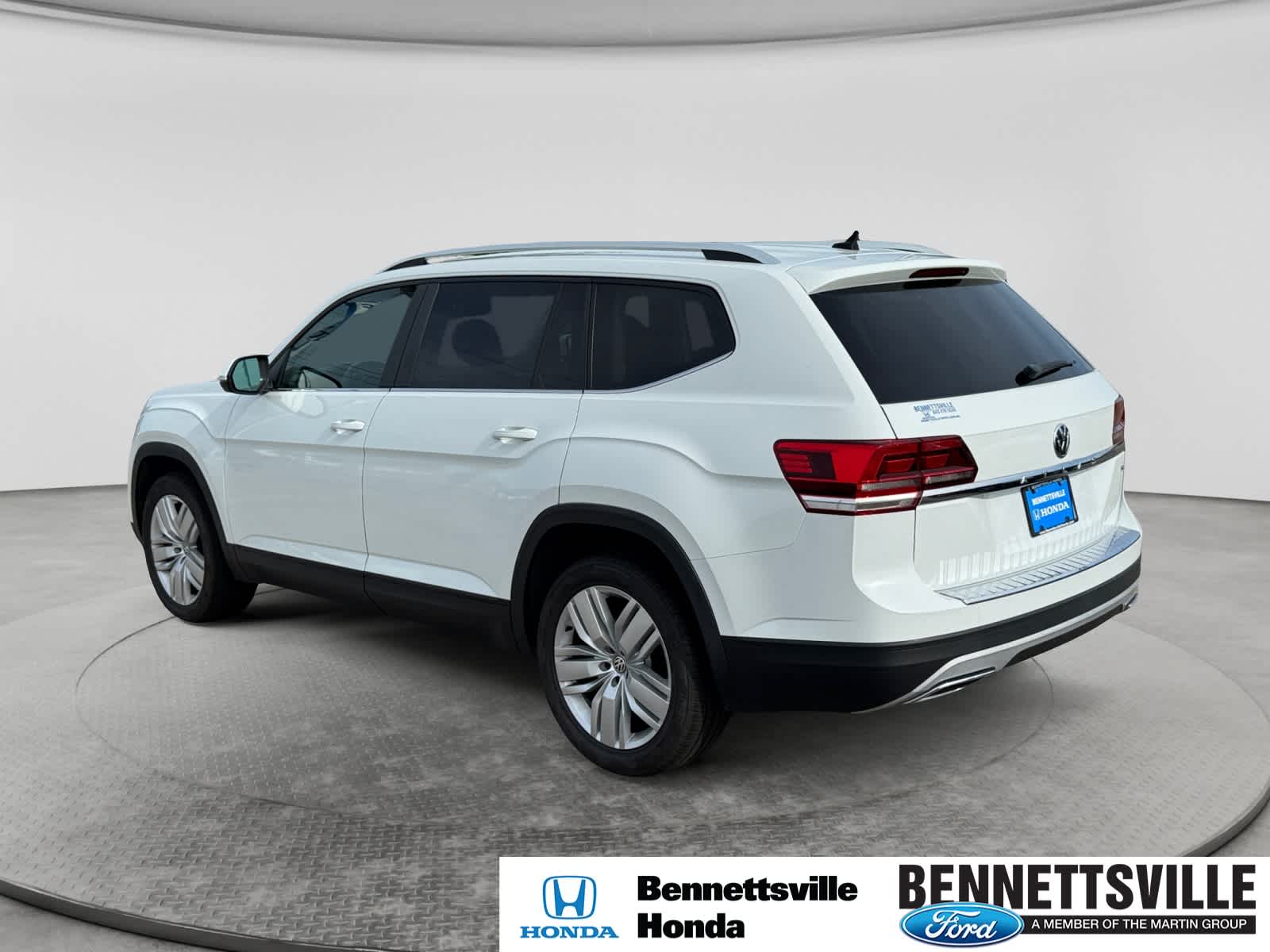 2019 Volkswagen Atlas SE w/Tech - Photo 7