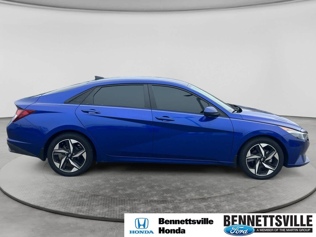 Used 2023 Hyundai Elantra