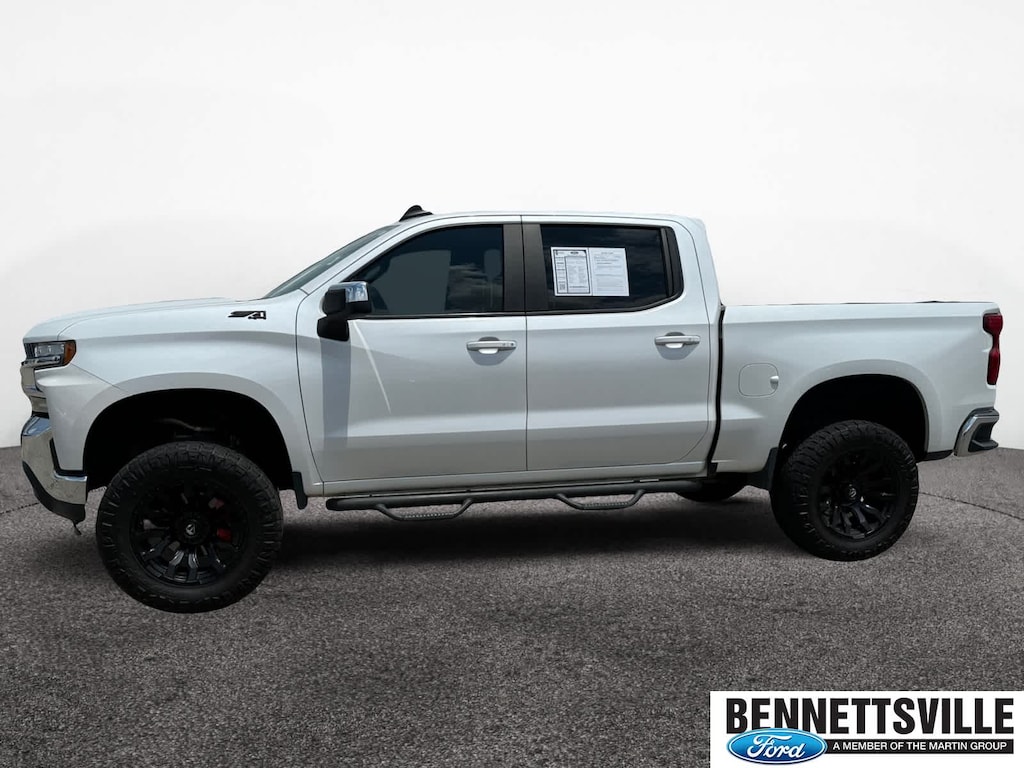 Used 2019 Chevrolet Silverado 1500 LT 4WD Crew Cab 147 4WD Crew Cab 147