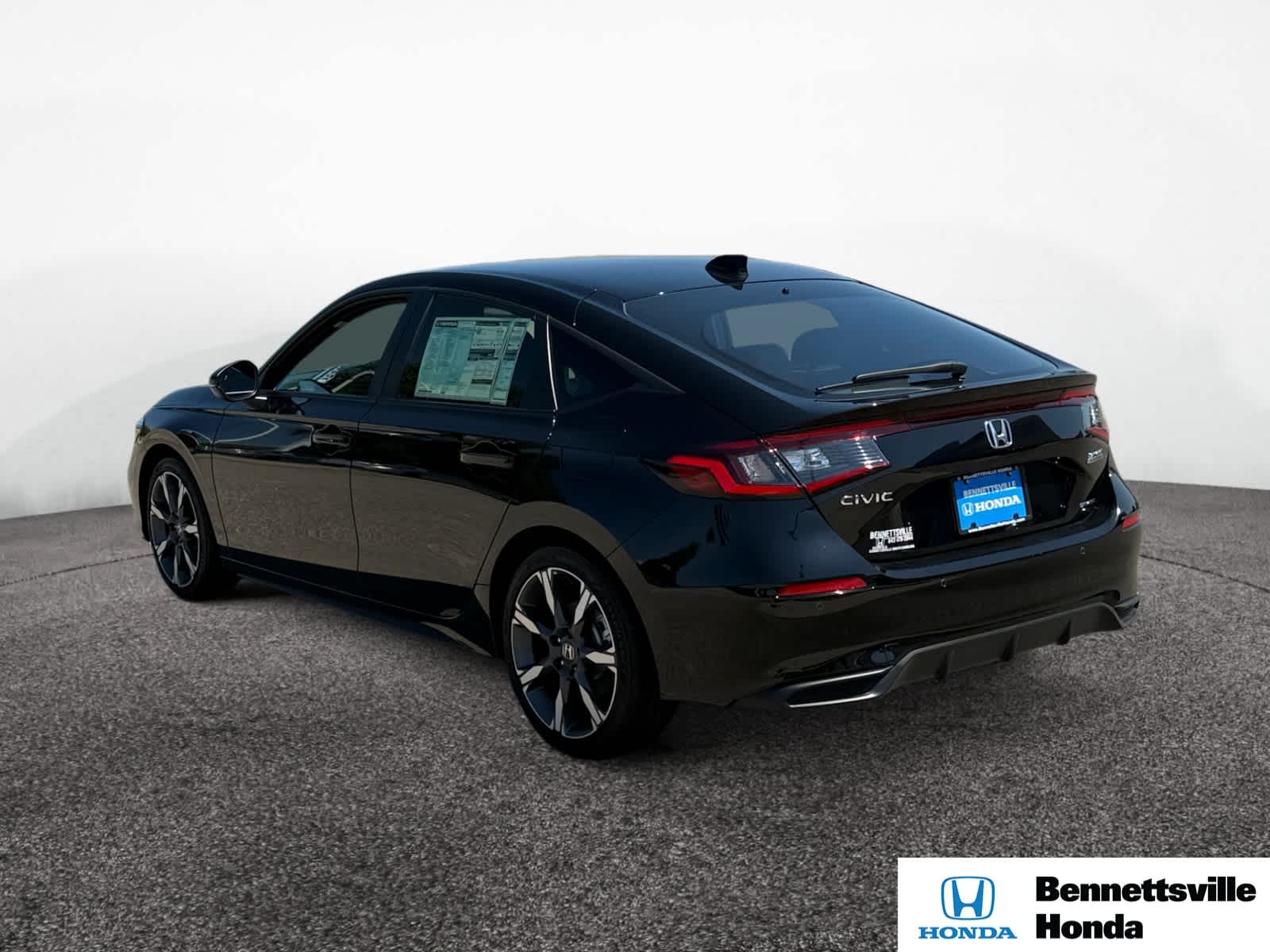 2025 Honda Civic Hatchback Hybrid Sport Touring photo 3