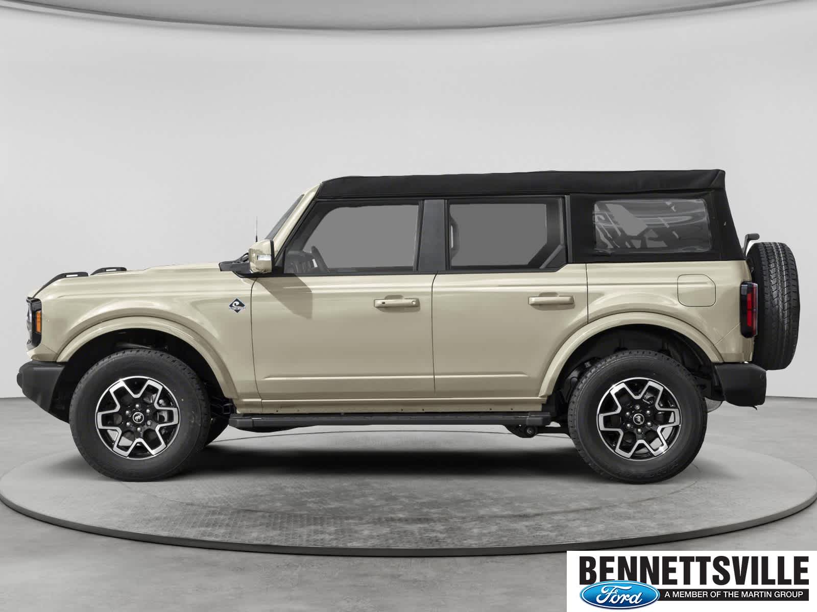New 2026 Ford Bronco Outer Banks 4x4