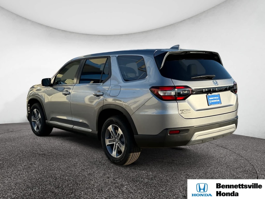 Used 2025 Honda Pilot EX-L 2WD