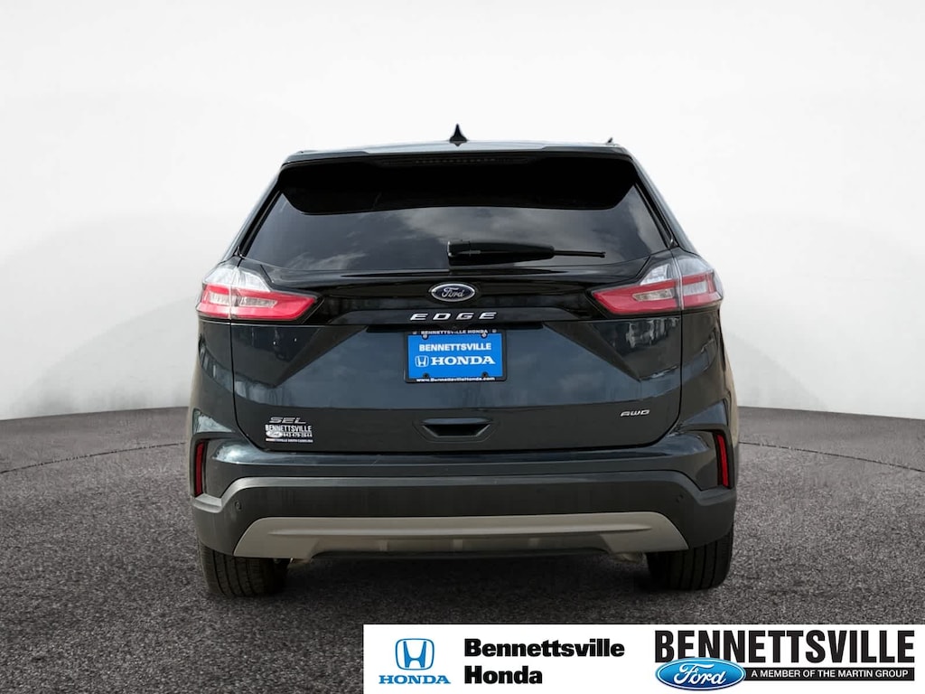 Used 2022 Ford Edge SEL AWD