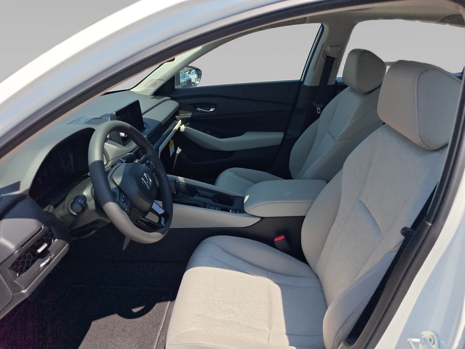 2026 Honda Accord SE - Photo 11