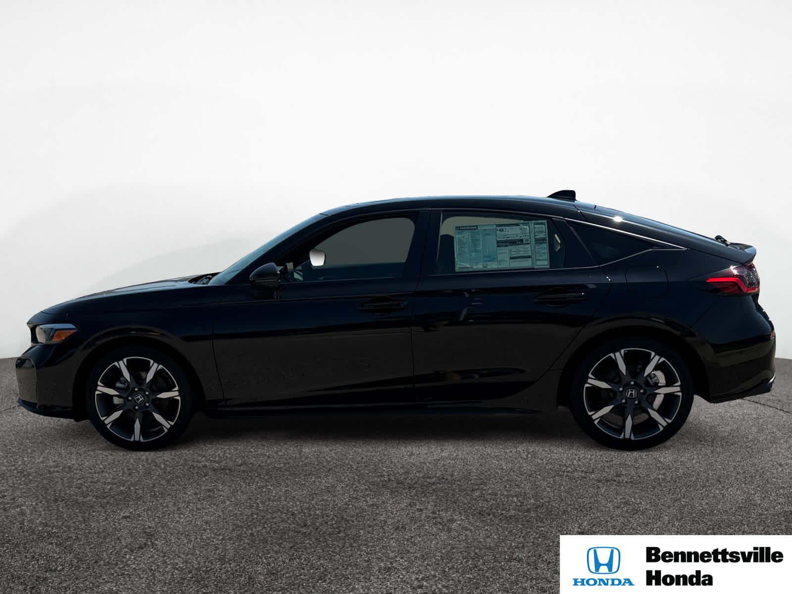2025 Honda Civic Hatchback Hybrid Sport Touring photo 2