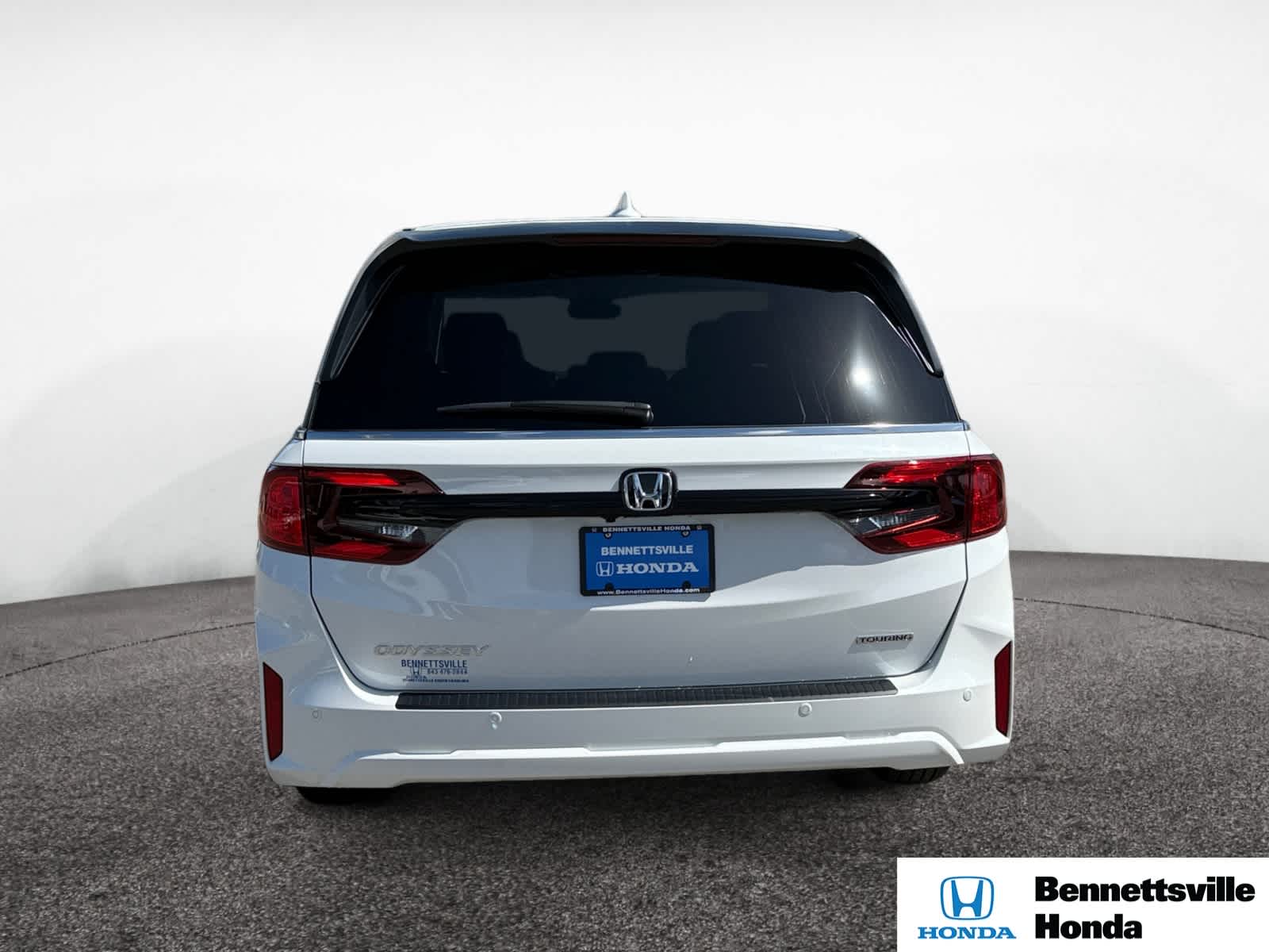 2026 Honda Odyssey Touring photo 4