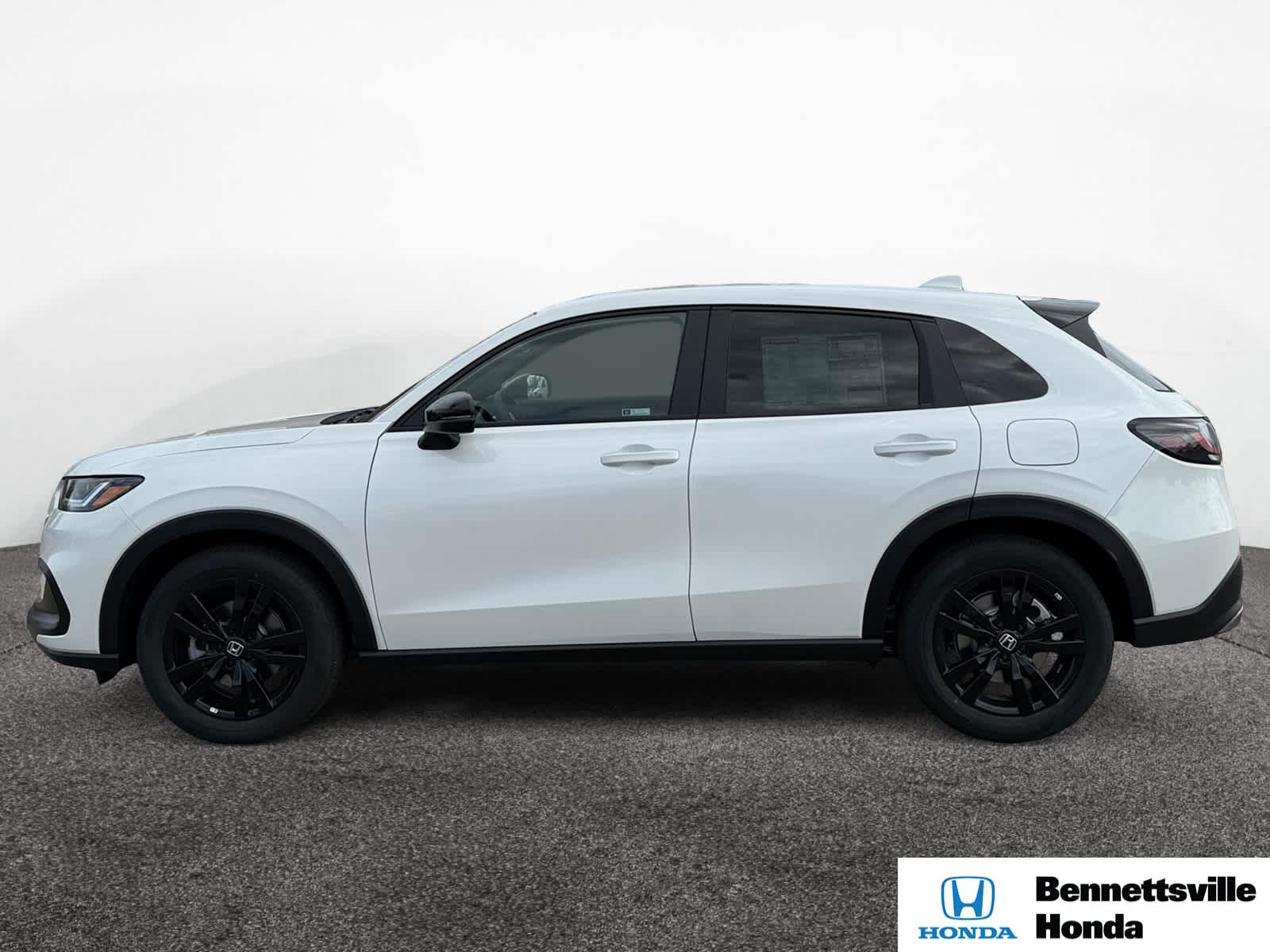 2026 Honda HR-V Sport 2WD photo 2