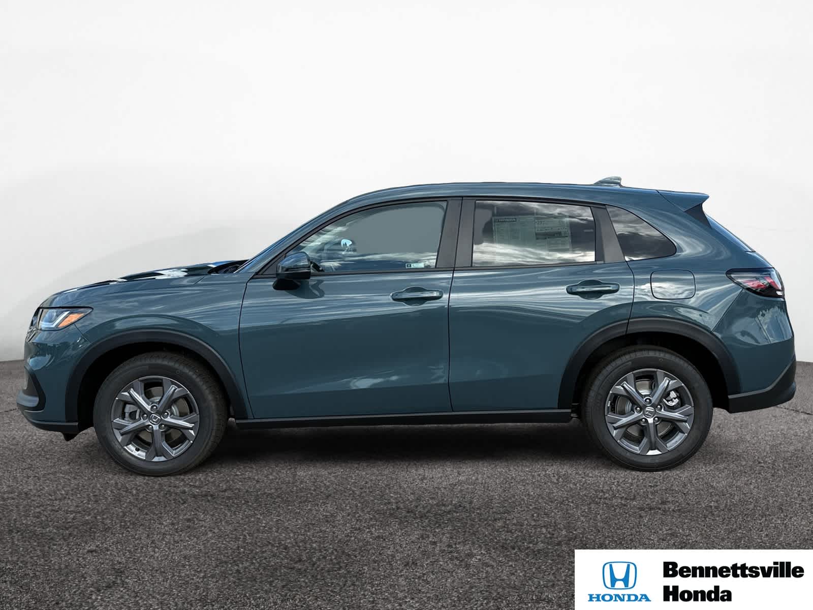 2026 Honda HR-V LX photo 2