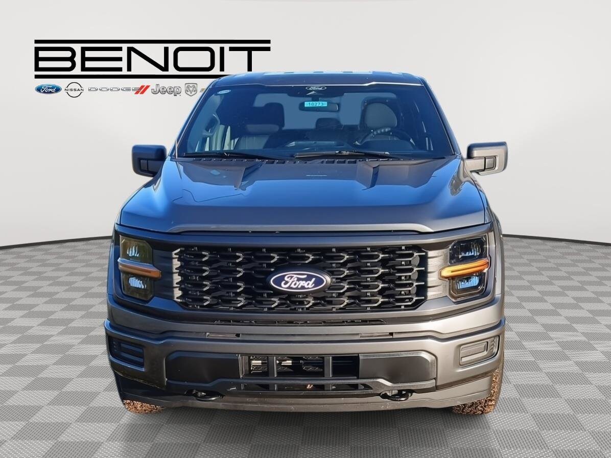 2025 Ford F-150 STX photo 4