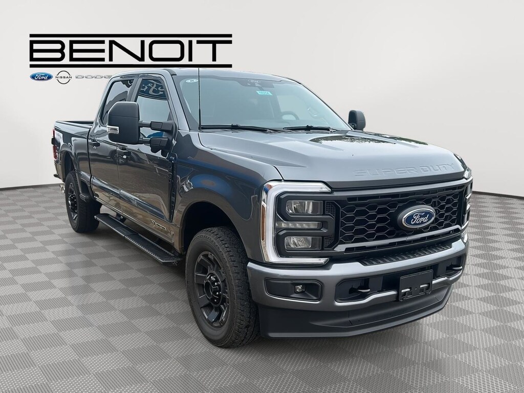 New 2025 Ford F-250  Truck Crew Cab