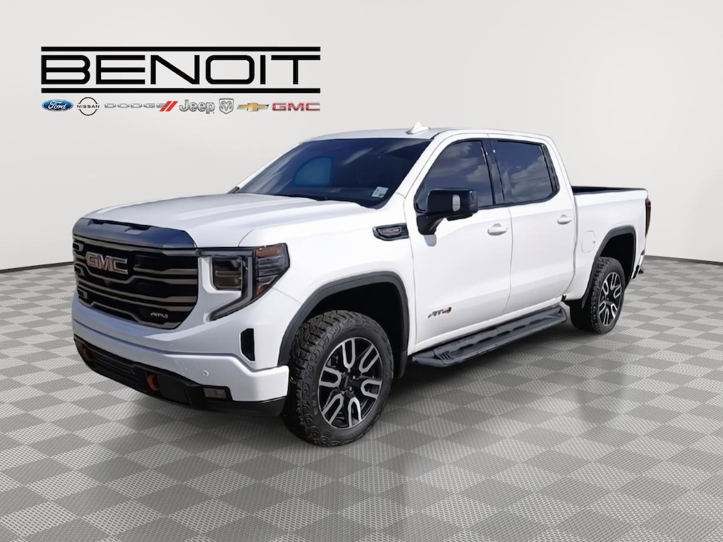 Used 2023 GMC Sierra 1500 AT4 Truck Crew Cab