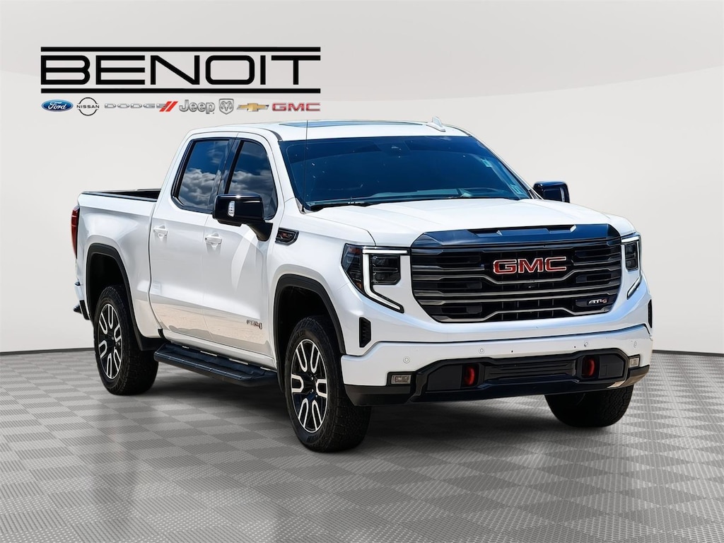 Used 2023 GMC Sierra 1500 AT4 Truck Crew Cab