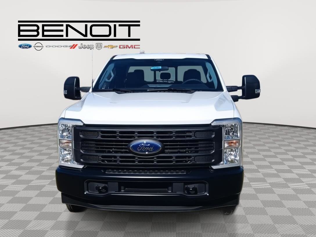 2026 Ford F-250 XL photo 4