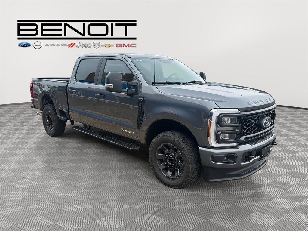 New 2025 Ford F-250  Truck Crew Cab
