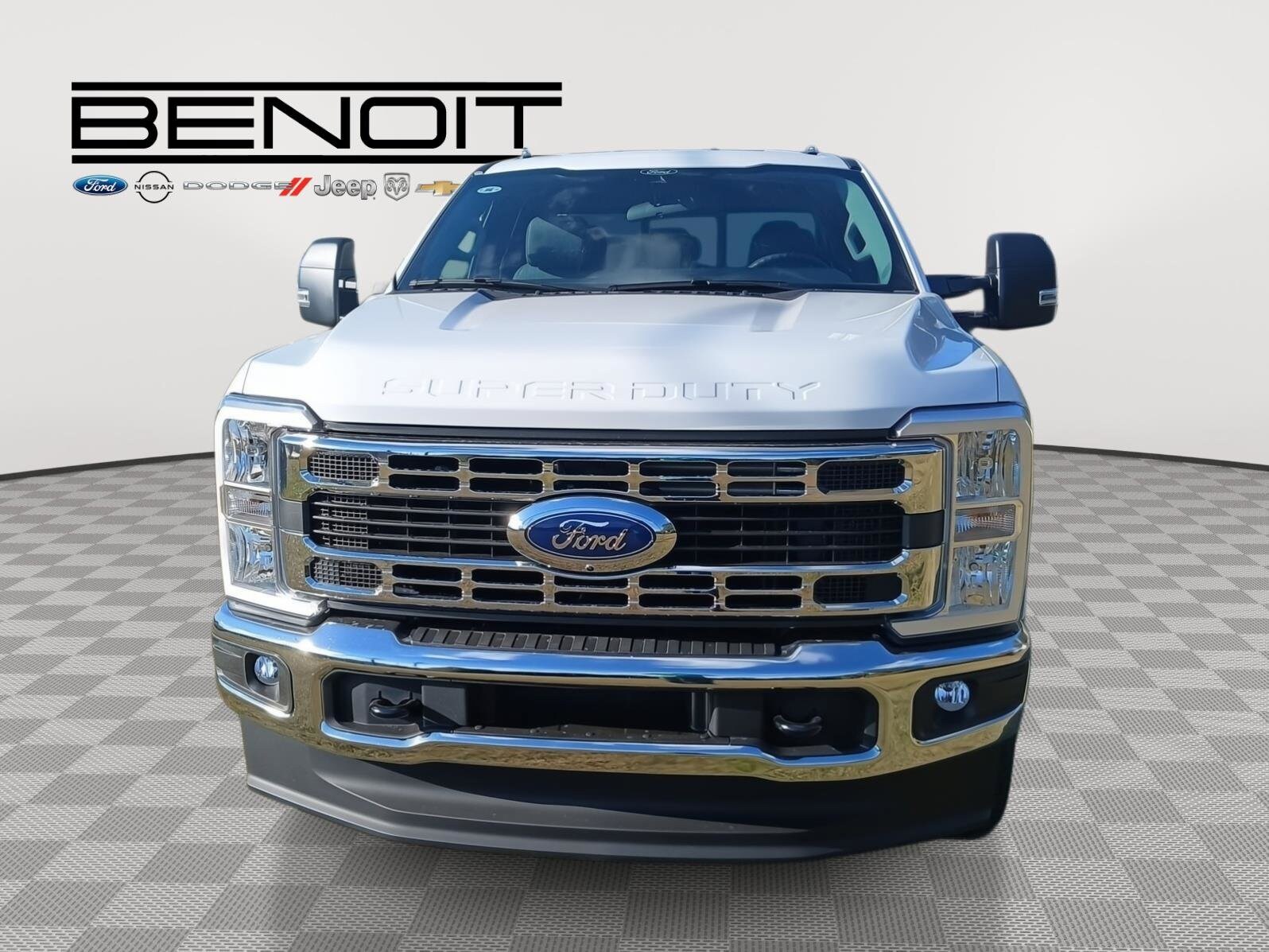 2026 Ford F-250 XLT photo 2