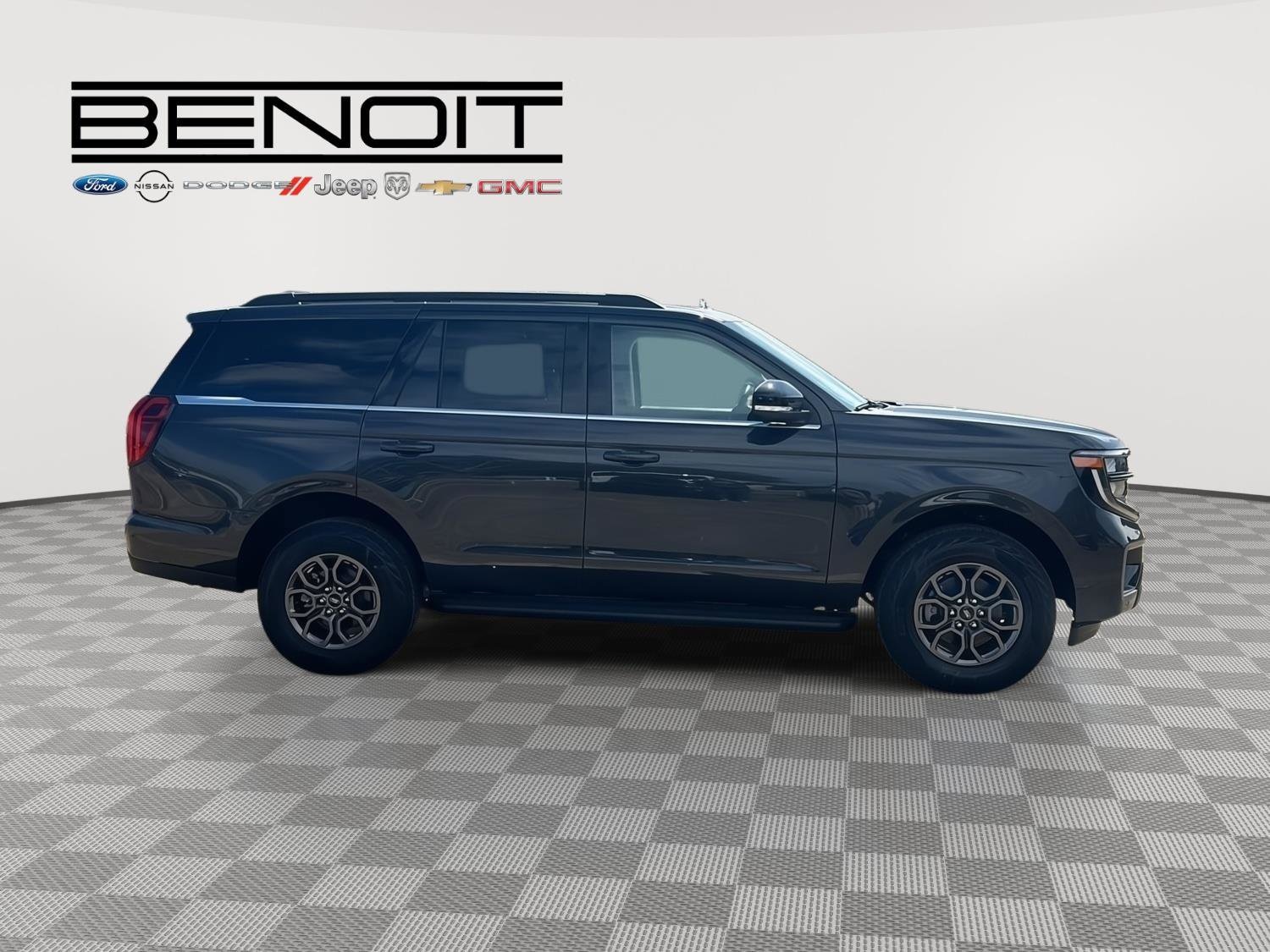 2026 Ford Expedition Active - Photo 6