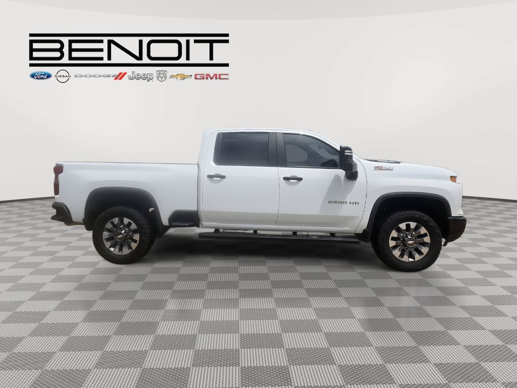 Used 2024 Chevrolet Silverado 2500 HD Custom Truck Crew Cab