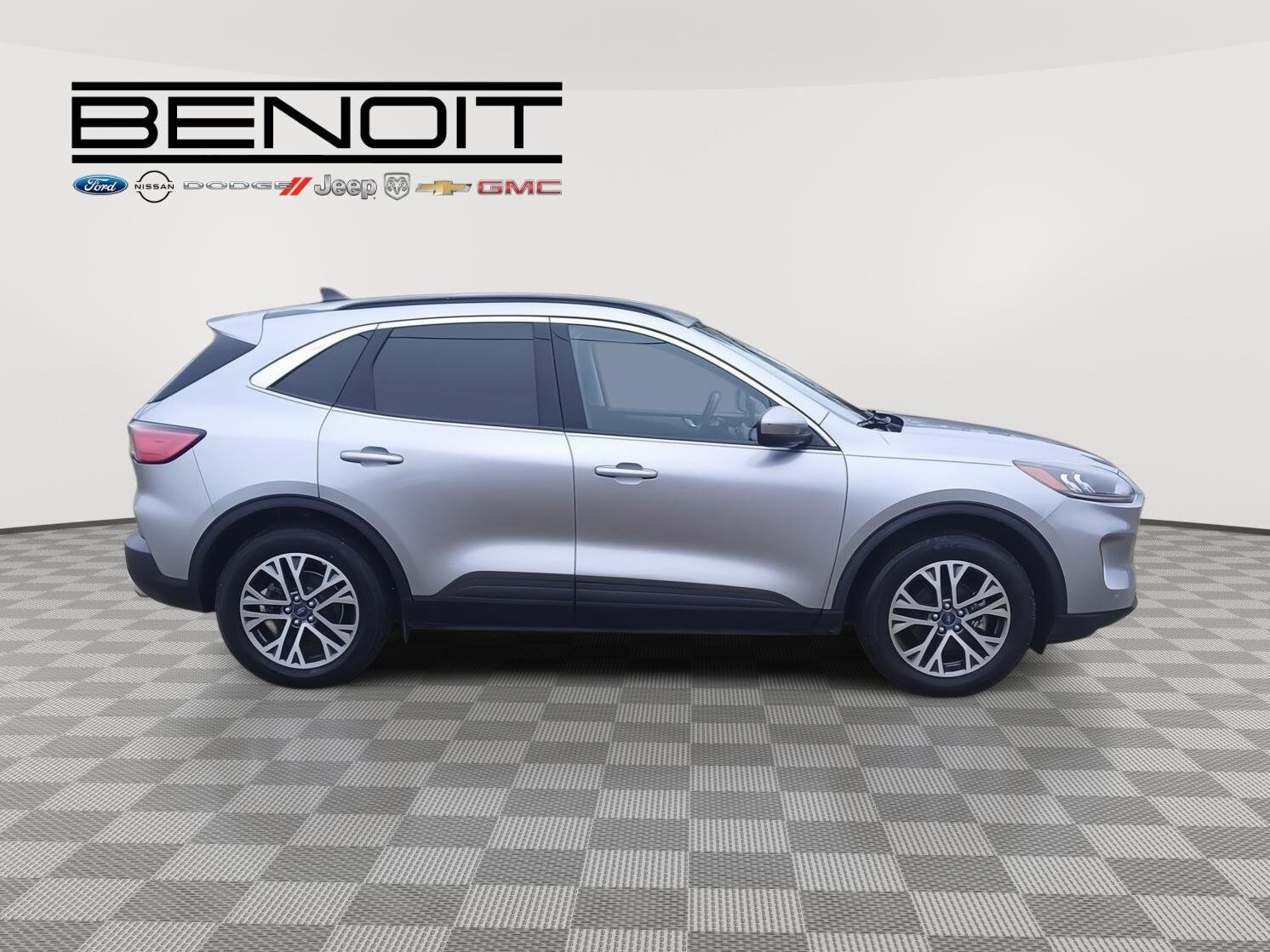 2021 Ford Escape SEL photo 4