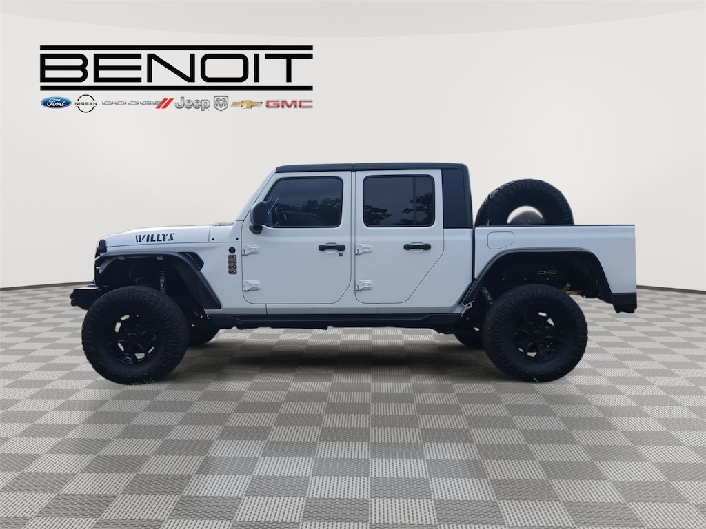 Used 2022 Jeep Gladiator Sport Truck Crew Cab