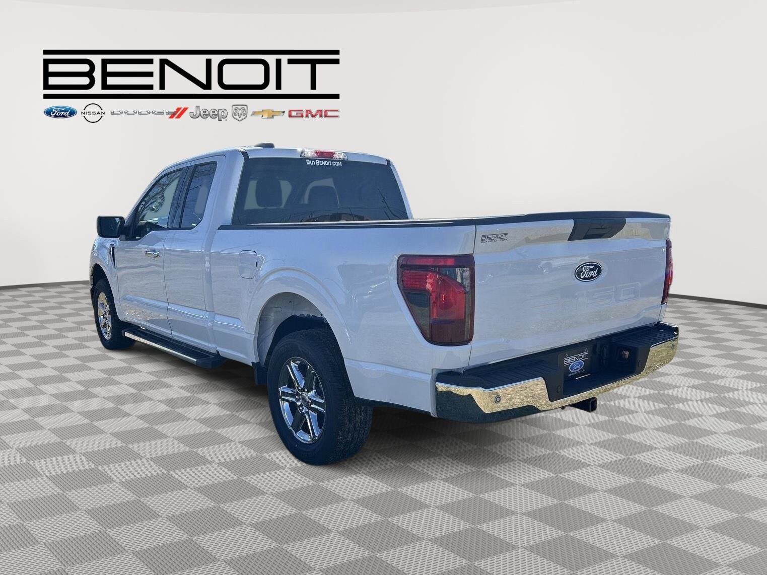 2025 Ford F-150 XLT photo 4