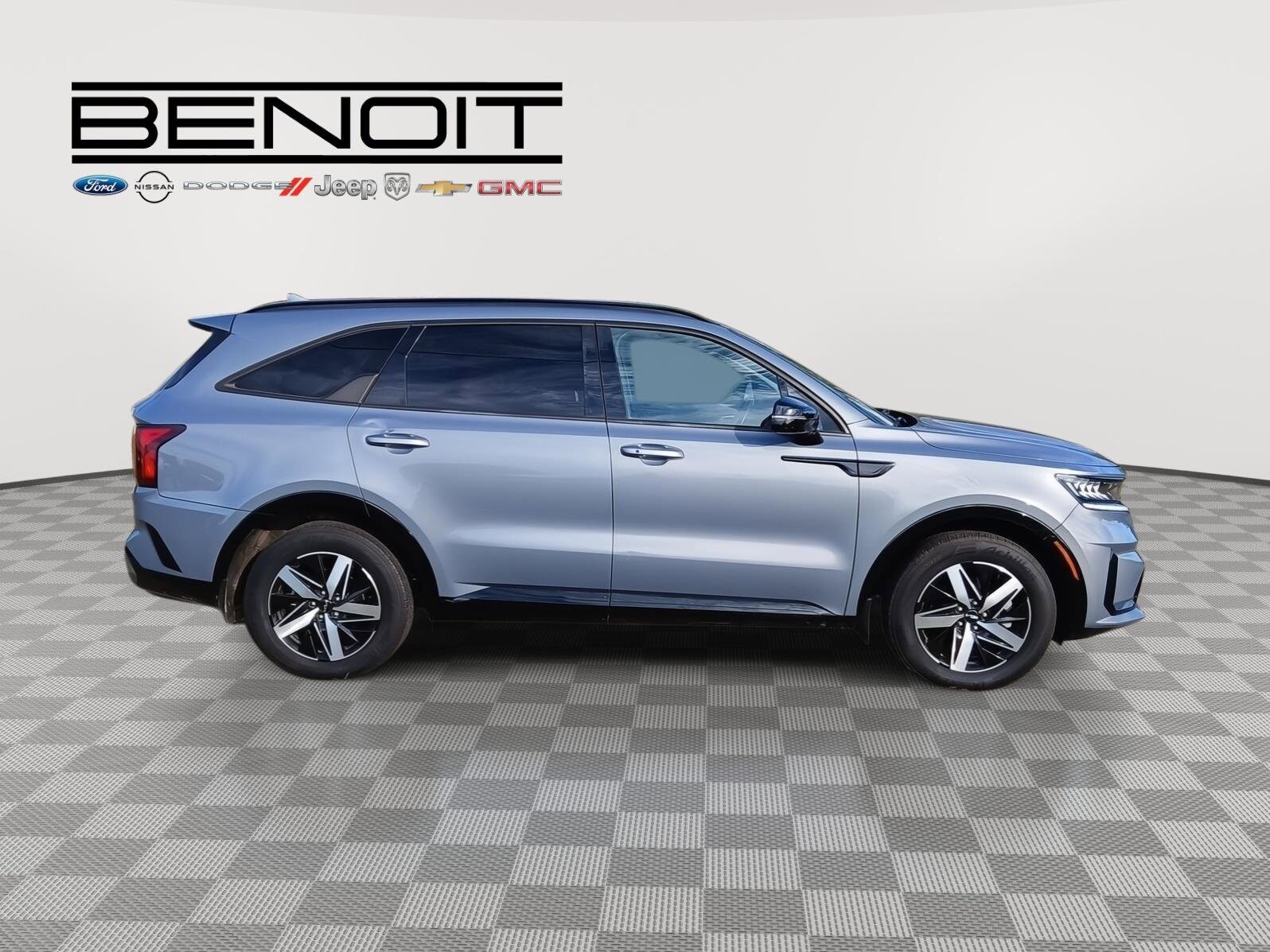 2023 Kia Sorento S photo 4