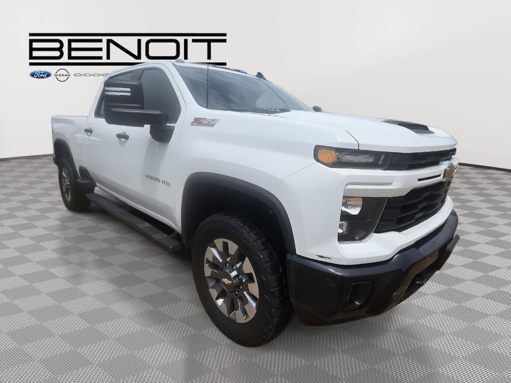 Used 2024 Chevrolet Silverado 2500 HD Custom Truck Crew Cab