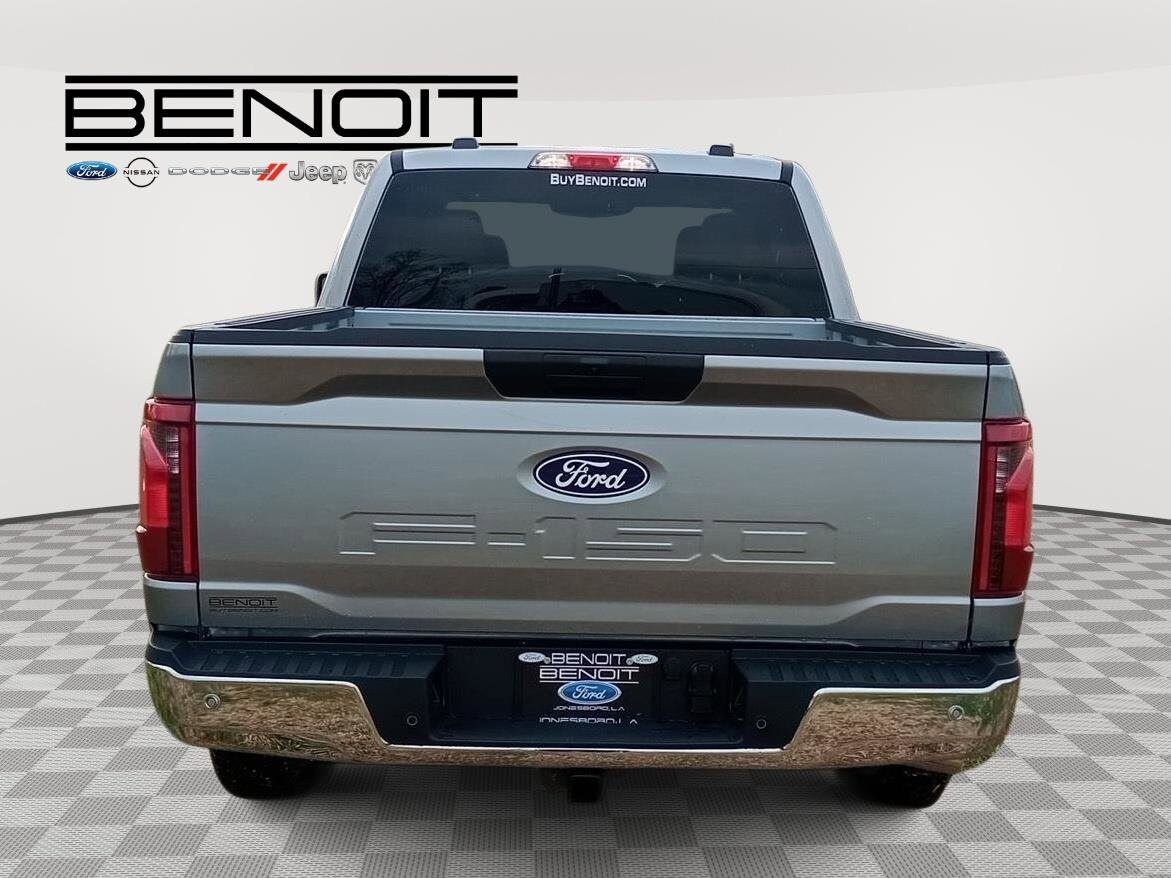 2025 Ford F-150 XLT photo 4