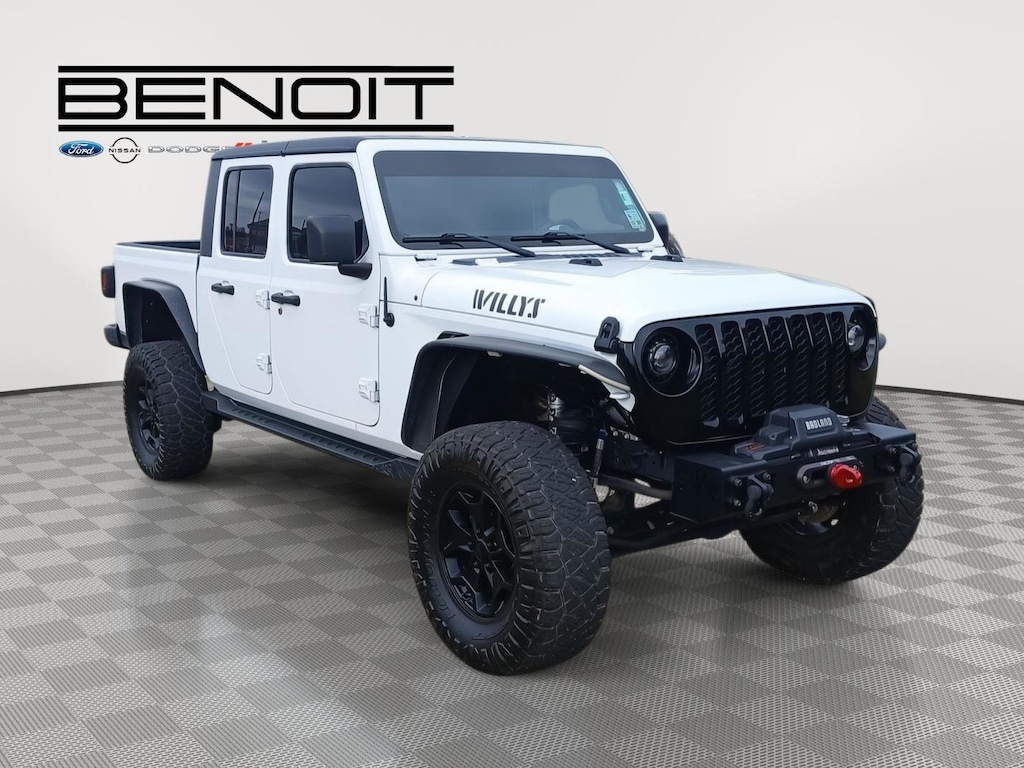 Used 2022 Jeep Gladiator Sport Truck Crew Cab