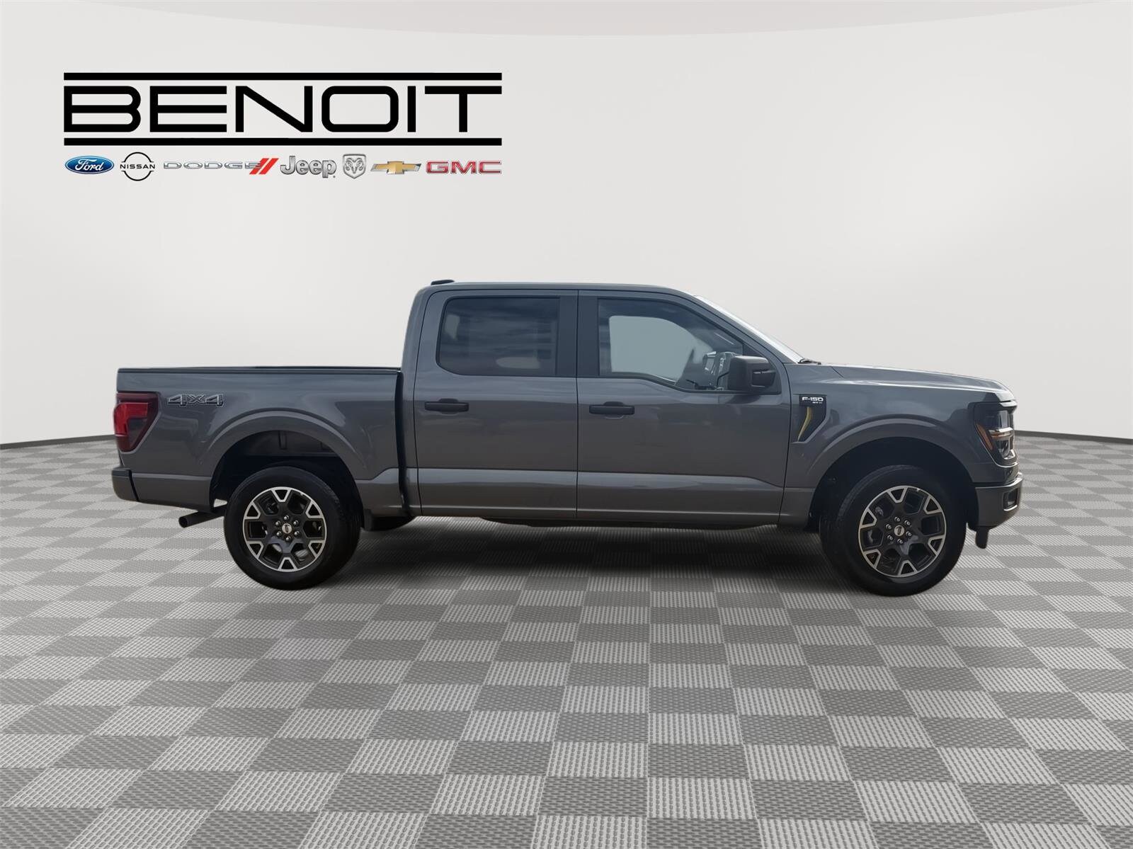 2025 Ford F-150 STX photo 3