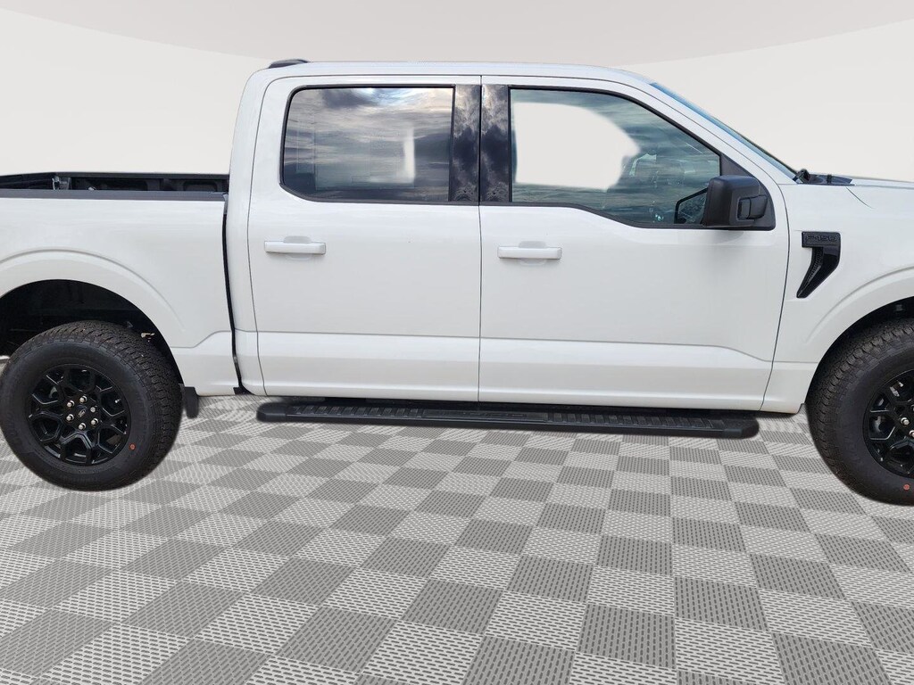 New 2025 Ford F-150 XLT Truck SuperCrew Cab