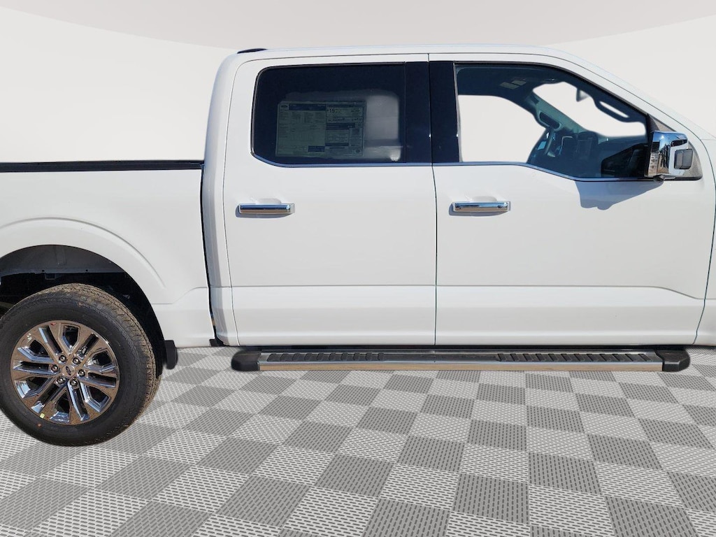New 2025 Ford F-150 Lariat Truck SuperCrew Cab