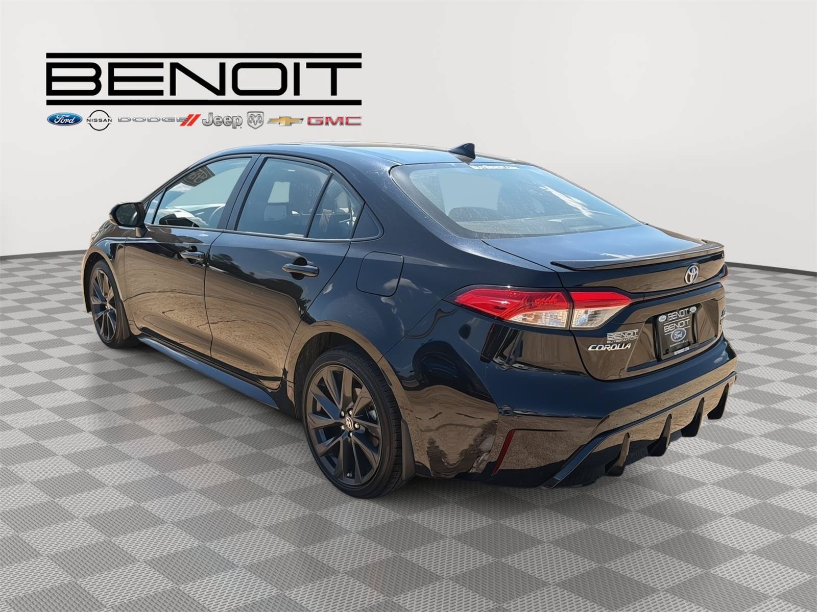 Used 2025 Toyota Corolla Hybrid SE Sedan