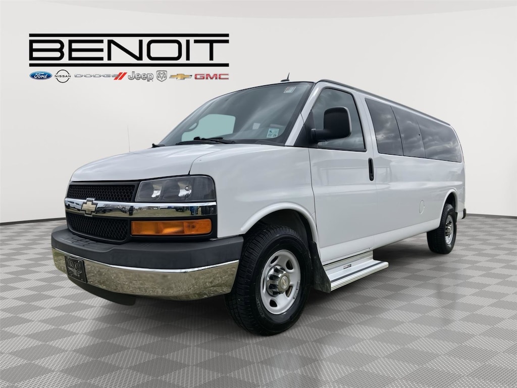 Used 2015 Chevrolet Express 3500 LT w/1LT Van Extended Passenger Van