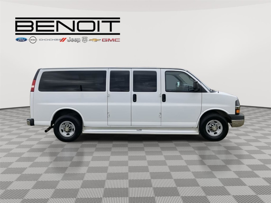 Used 2015 Chevrolet Express 3500 LT w/1LT Van Extended Passenger Van