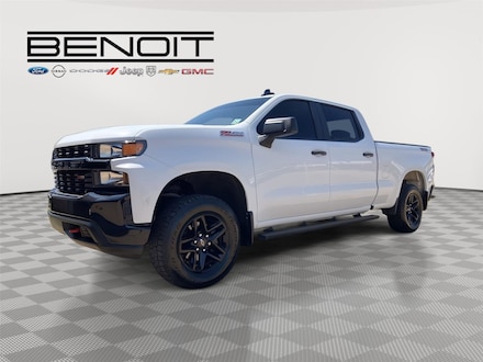 2022 Chevrolet Silverado 1500 LTD Custom Trail Boss Truck Crew Cab