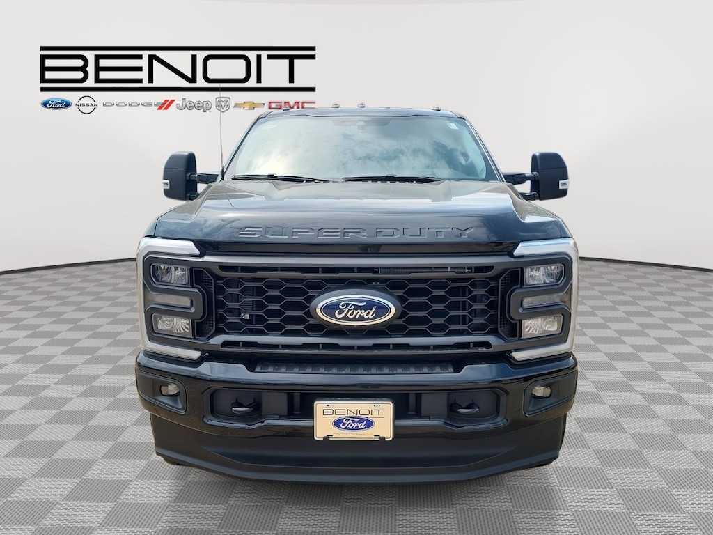 New 2025 Ford F-250  Truck Crew Cab