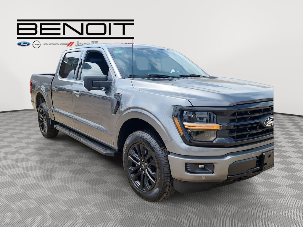 New 2025 Ford F-150 XLT Truck SuperCrew Cab